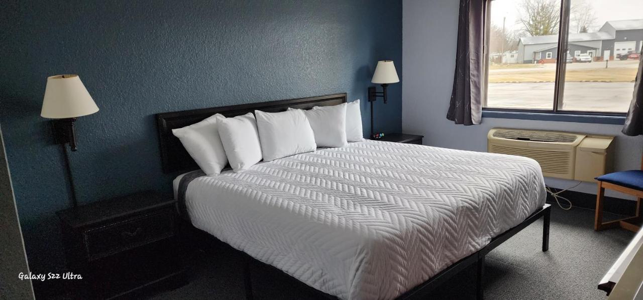 The Oasis Hotel & Bar Sheboygan Falls Luaran gambar
